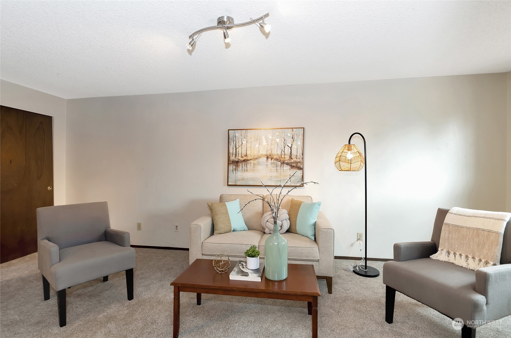 3006 Morrison Road West University Place, WA 98466 - Photo 24 of 32 a living room with furniture