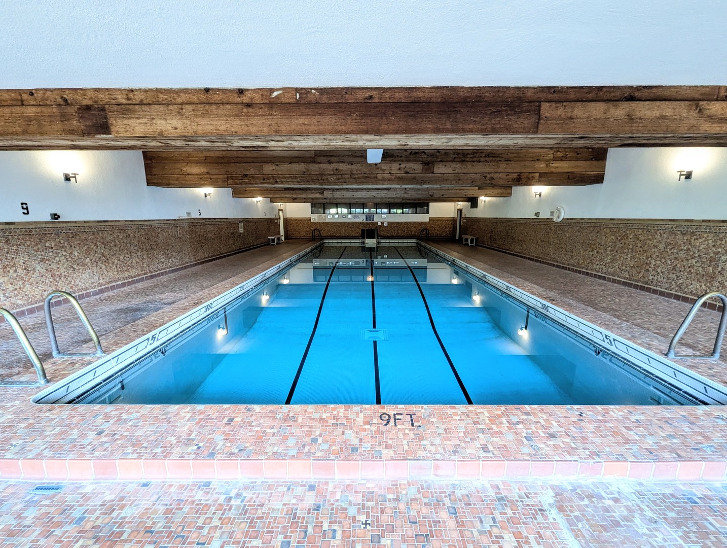 7344 North Ridge Boulevard, Unit 9C Chicago, IL 60645 - Photo 14 of 16 Gallery Image 14