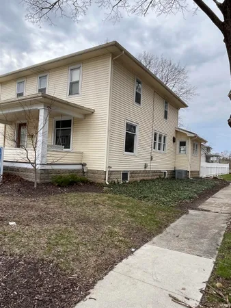 $195,000 | 1010 North Wayne Street, North Manchester, IN 46962