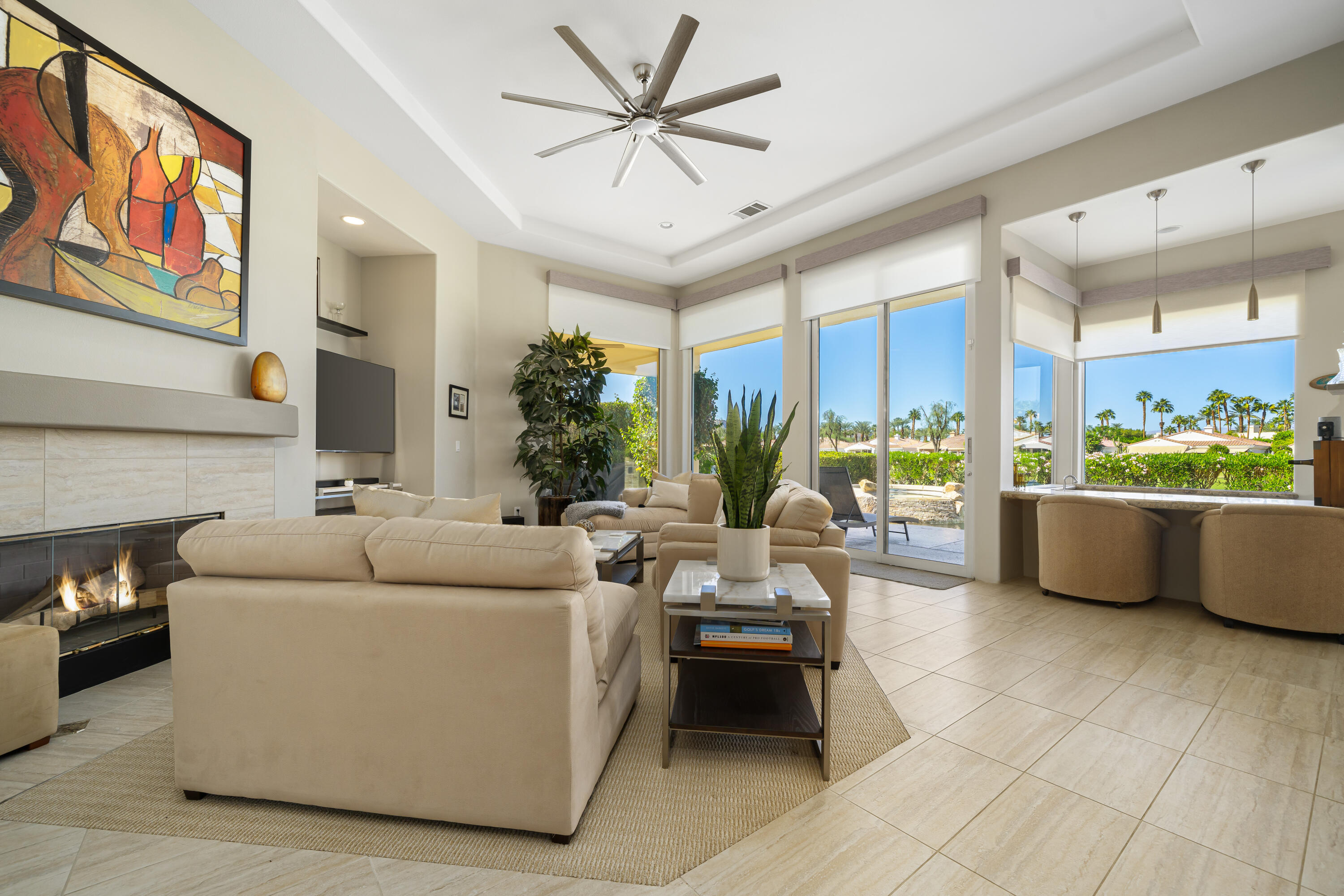 79440 Azahar La Quinta, CA 92253 - Photo 5 of 37 Living Room