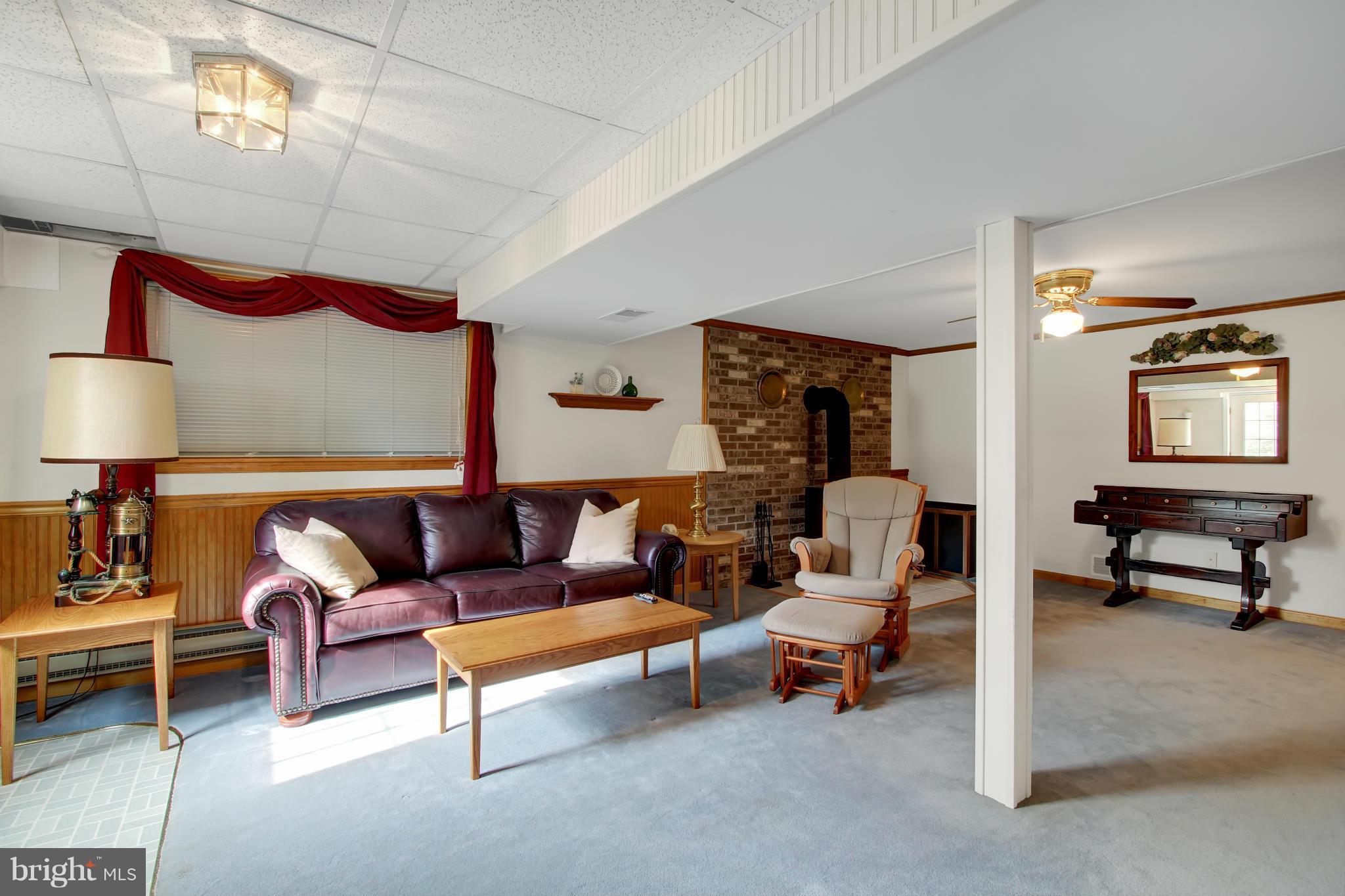 5122 Rocks Road Pylesville, MD 21132 - Photo 21 of 30 Family Room