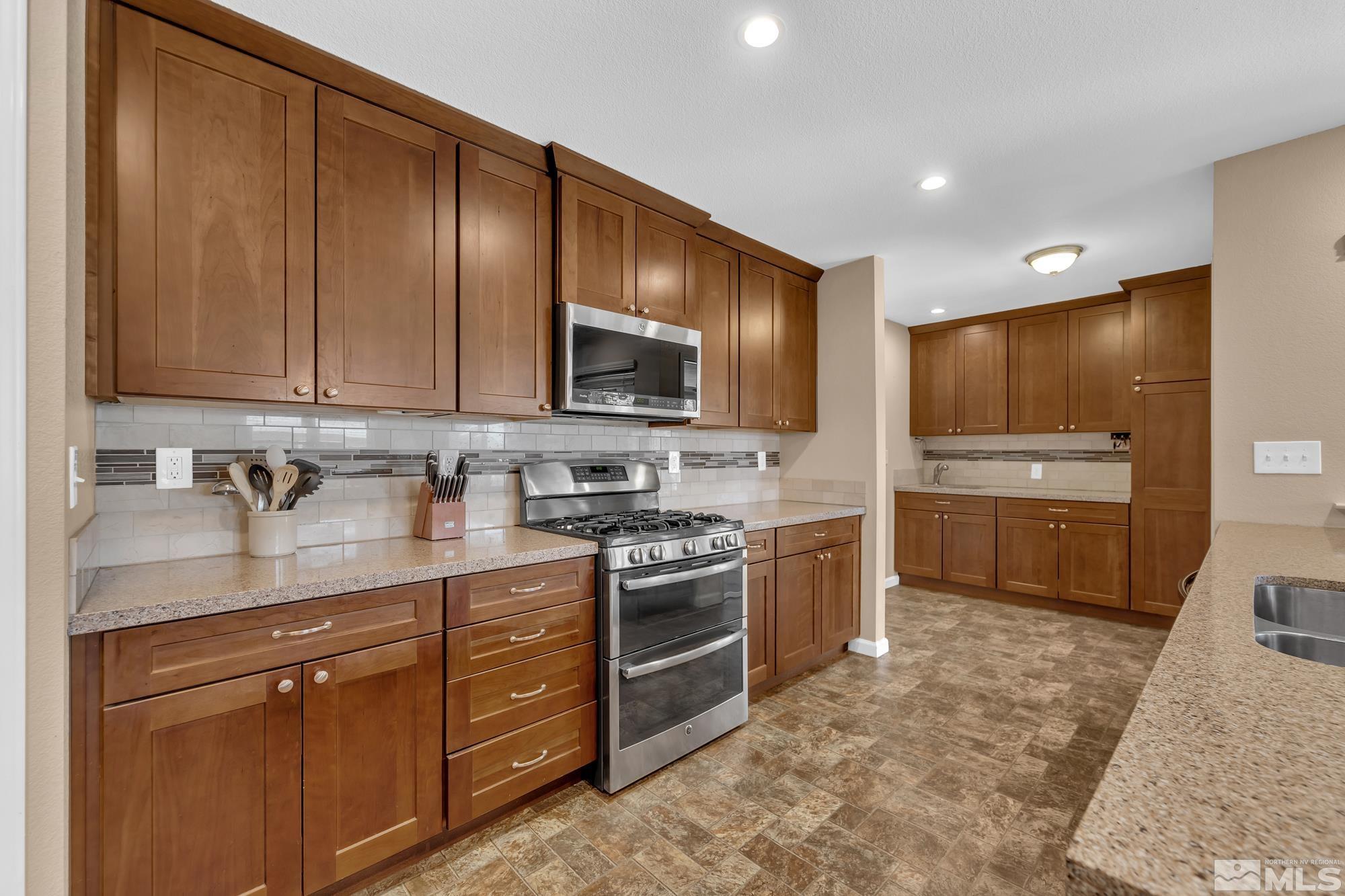 625 Manzanita Lane Reno, NV 89509 - Photo 8 of 40 Photo 8