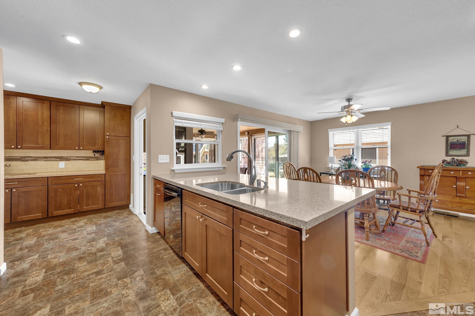 625 Manzanita Lane Reno, NV 89509 - Photo 9 of 40 Photo 9