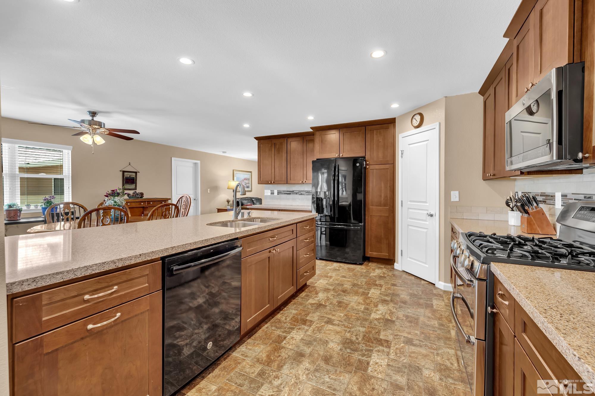 625 Manzanita Lane Reno, NV 89509 - Photo 10 of 40 Photo 10