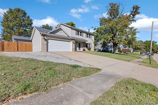 $338,000 | 530 Franklin Avenue, Troy, IL 62294