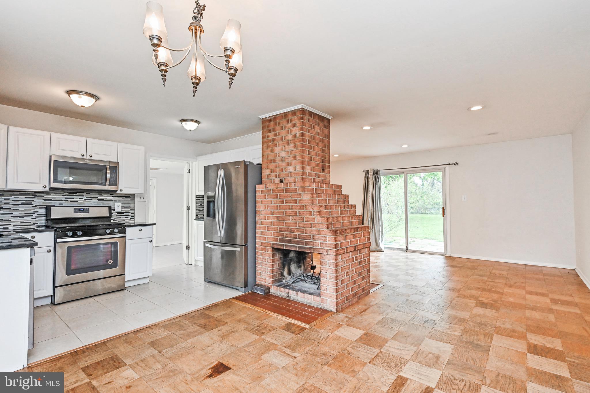 5412 Moultrie Road Springfield, VA 22151 - Photo 7 of 28