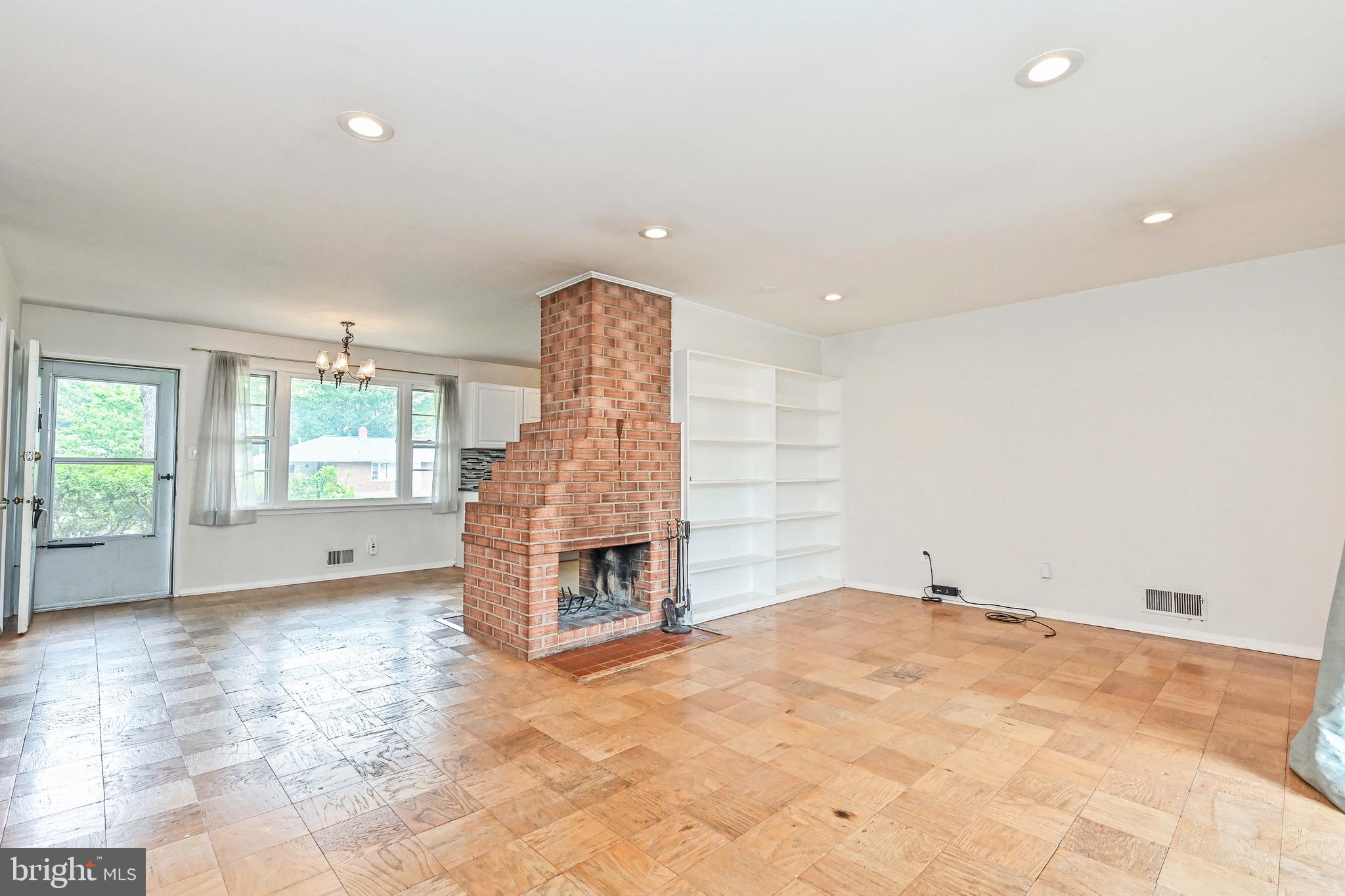 5412 Moultrie Road Springfield, VA 22151 - Photo 9 of 28