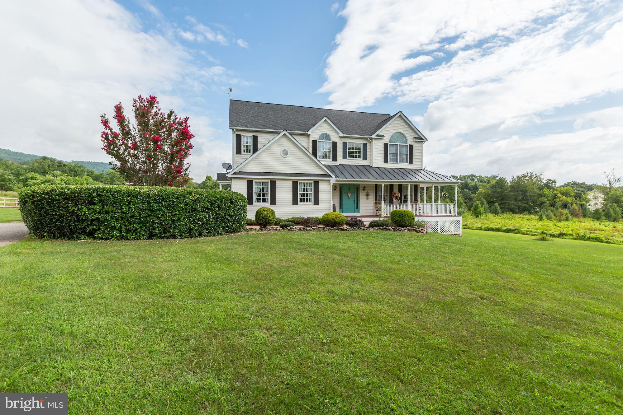 34360 Brownell Road Round Hill, VA 20141 - Photo 2 of 40 Gallery Image 2