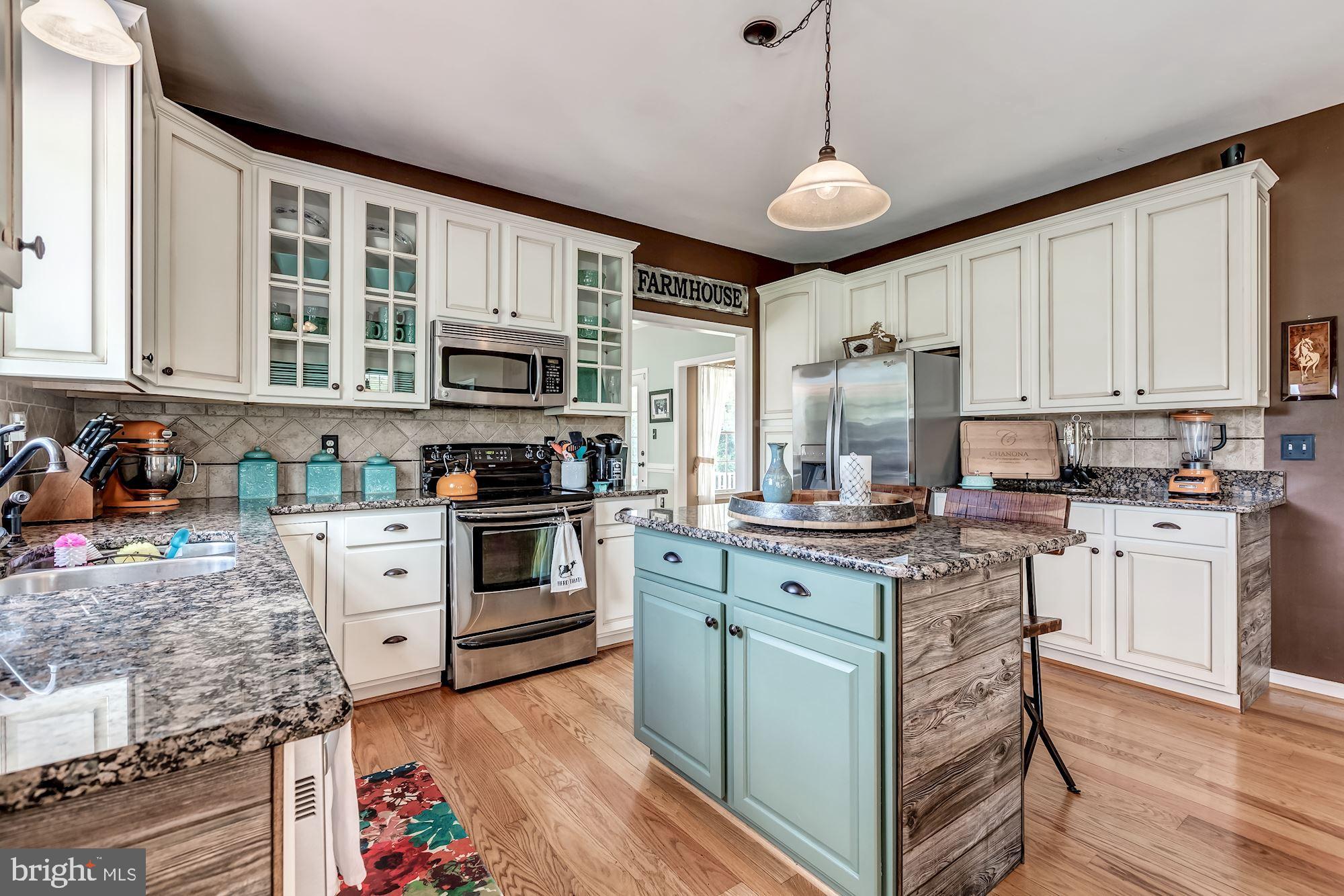 34360 Brownell Road Round Hill, VA 20141 - Photo 16 of 40 Gallery Image 16
