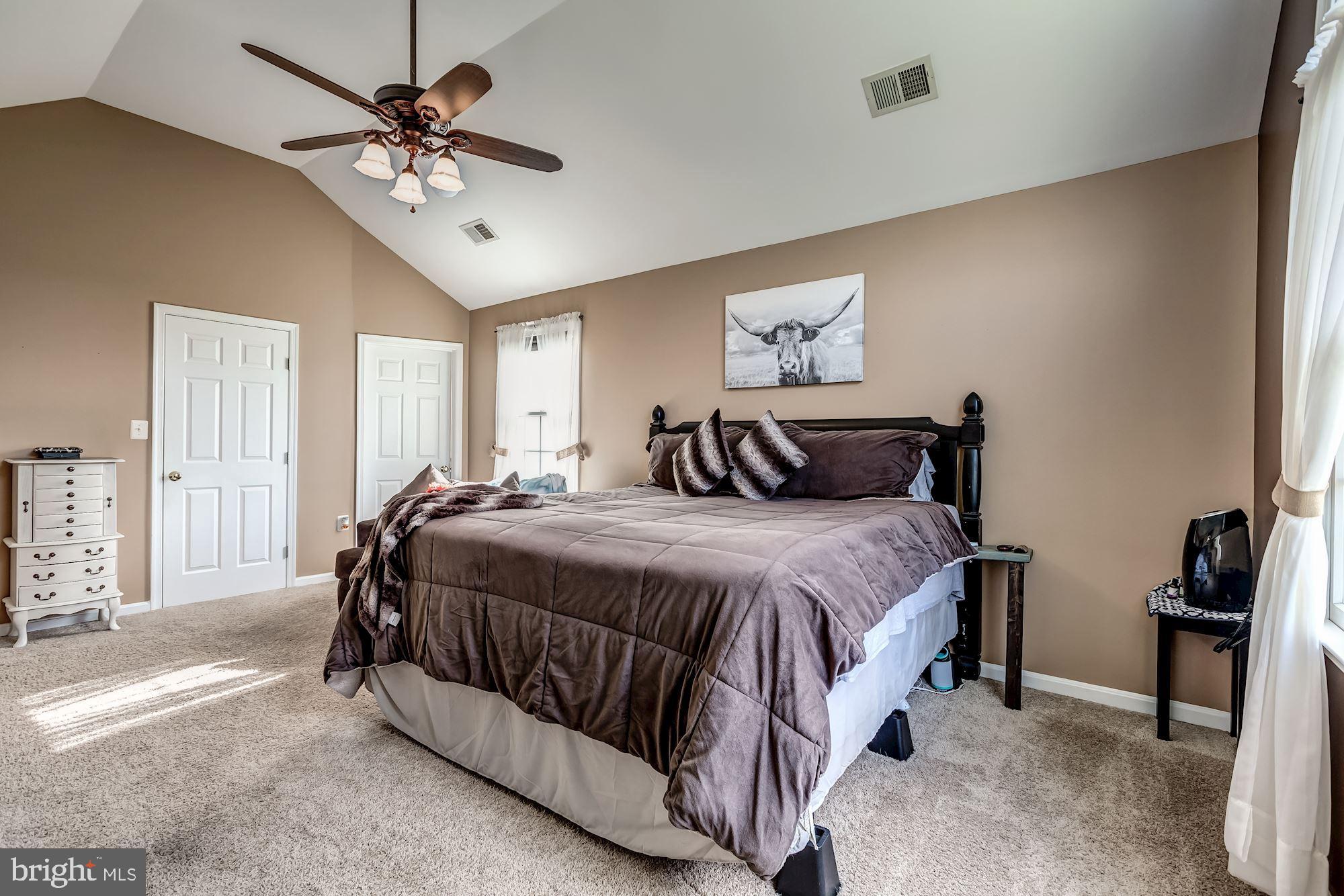 34360 Brownell Road Round Hill, VA 20141 - Photo 21 of 40 Gallery Image 21