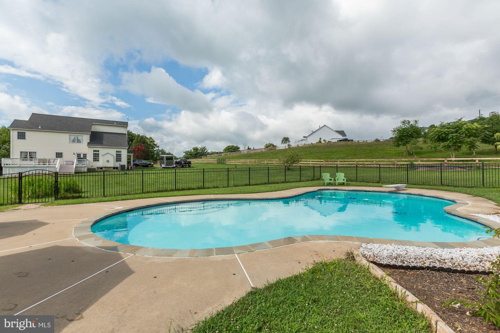 34360 Brownell Road Round Hill, VA 20141 - Photo 37 of 40 Gallery Image 37