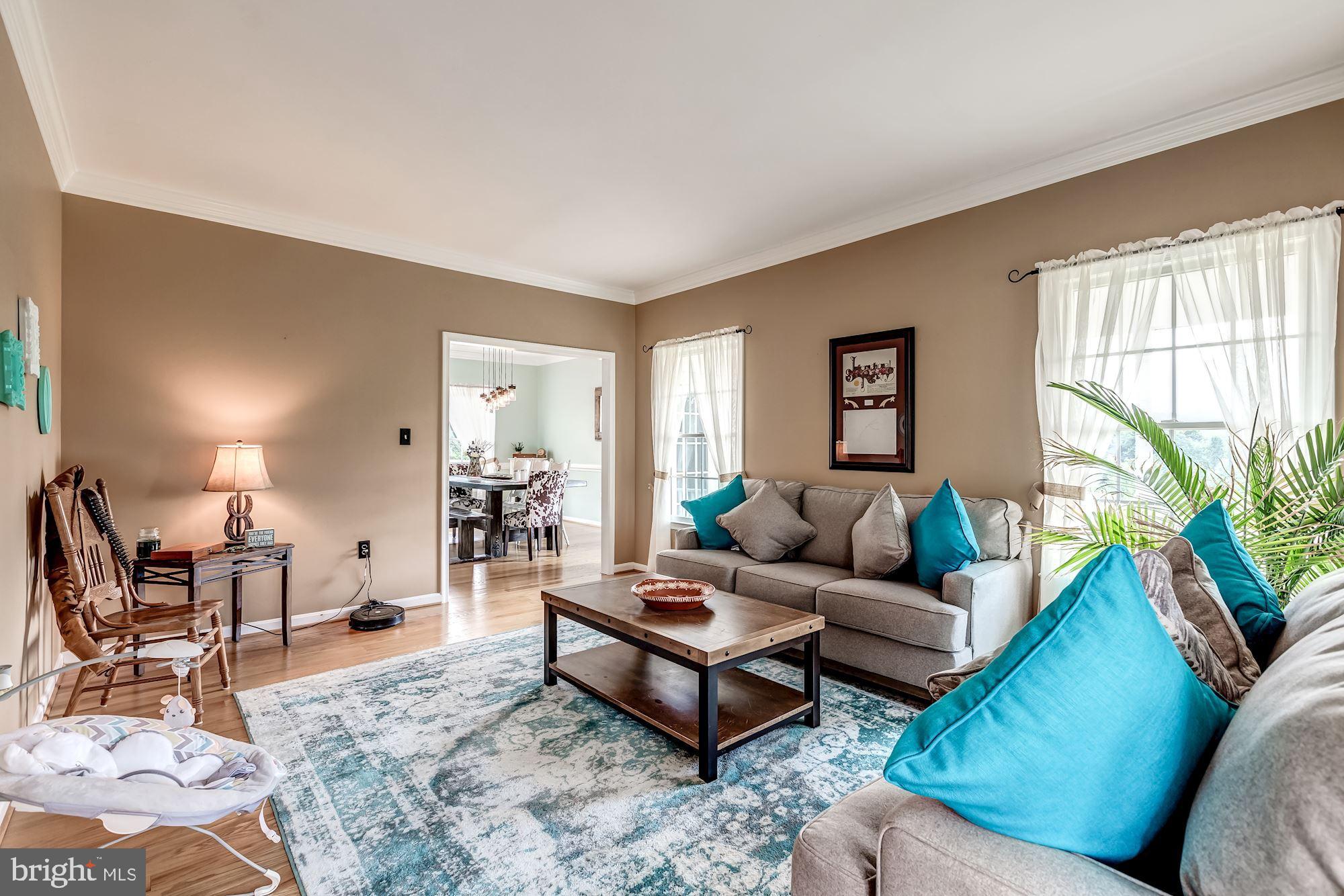 34360 Brownell Road Round Hill, VA 20141 - Photo 5 of 40 Gallery Image 5