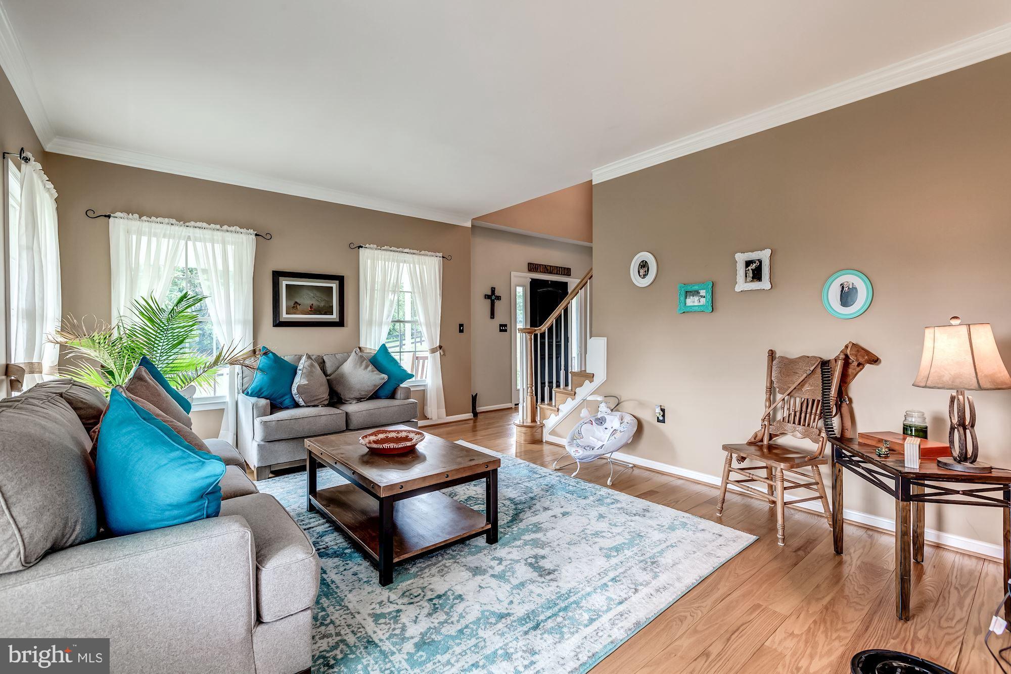 34360 Brownell Road Round Hill, VA 20141 - Photo 6 of 40 Gallery Image 6
