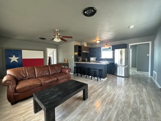 $1,500 | 3058 Westview Drive, Canyon Lake, TX 78133