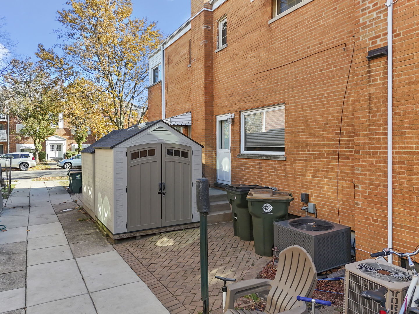 706 North Western Avenue, Unit B Park Ridge, IL 60068 - Photo 23 of 26