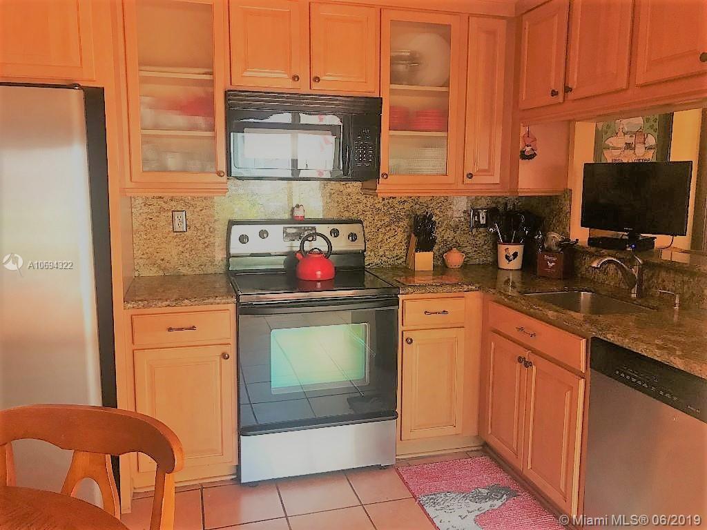 Embassy Lakes Cooper City, FL 33026 - Photo 4 of 10