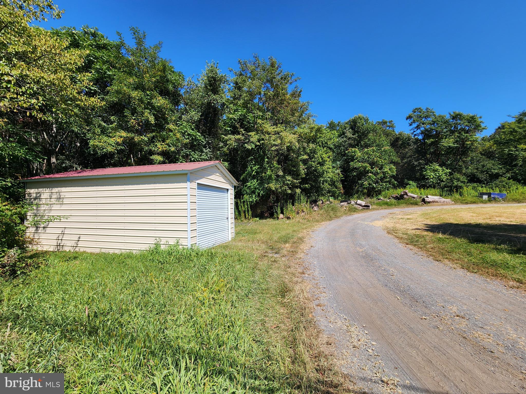 Whites Ferry Road Dickerson, MD 20842 - Photo 6 of 19 Entrance to Property and Storage Shed