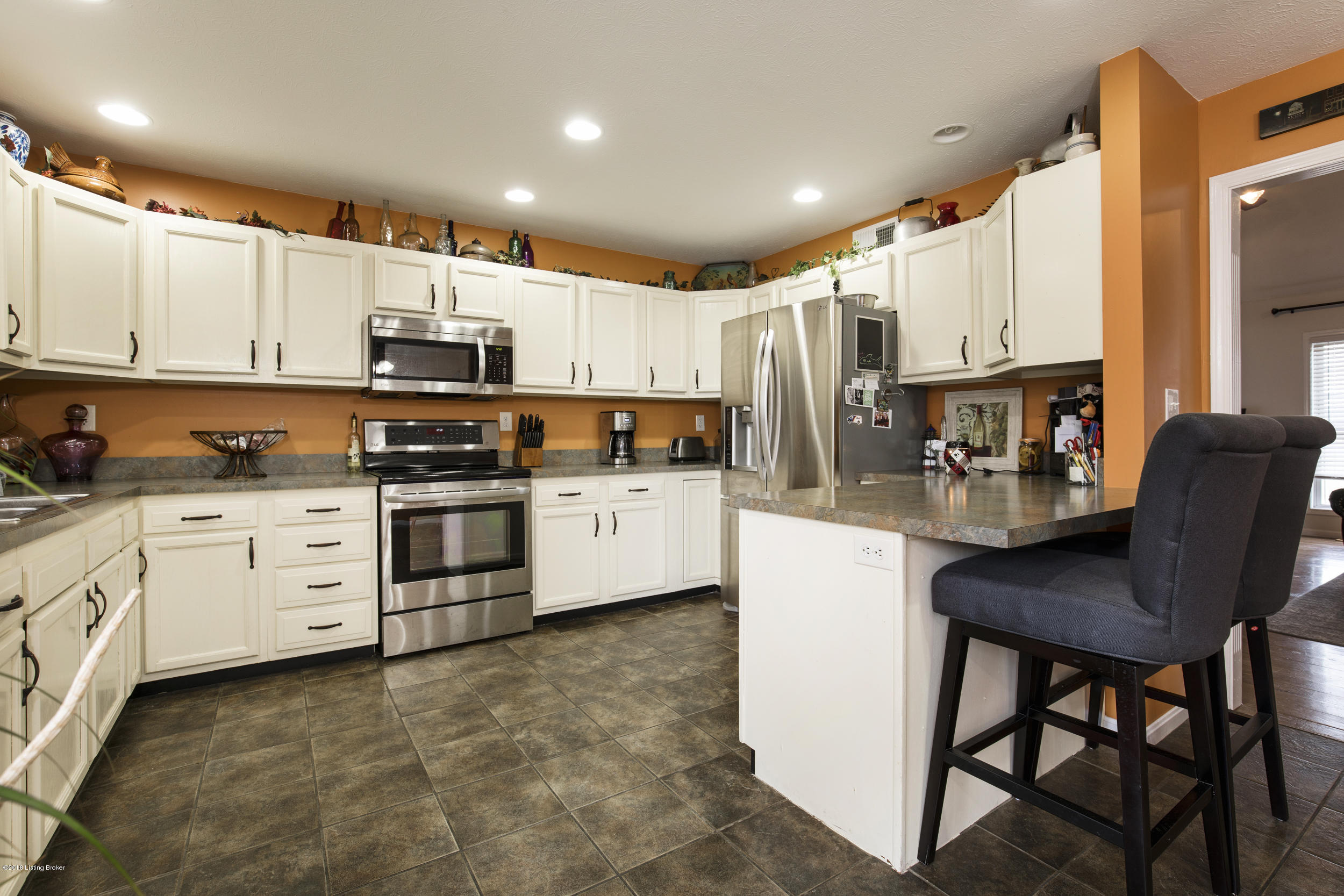388 Bart Smith Road Smithfield, KY 40068 - Photo 9 of 45 9-kitchen