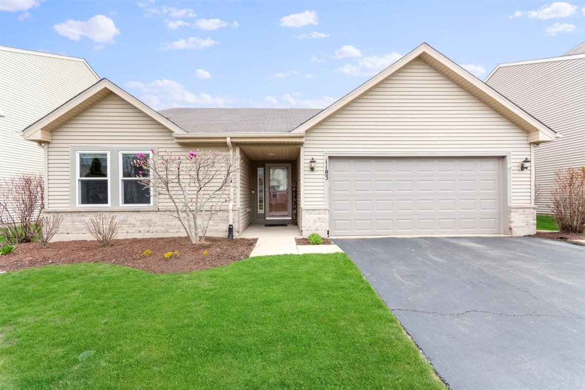 1183 Port Royal Road Pingree Grove, IL 60140 - Photo 1 of 22