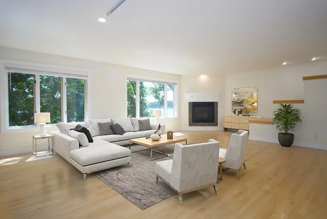 $1,450,000 | 2288 County Hwy AB, McFarland, WI 53558