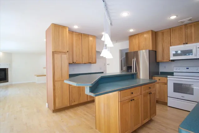 $1,450,000 | 2288 County Hwy AB, McFarland, WI 53558