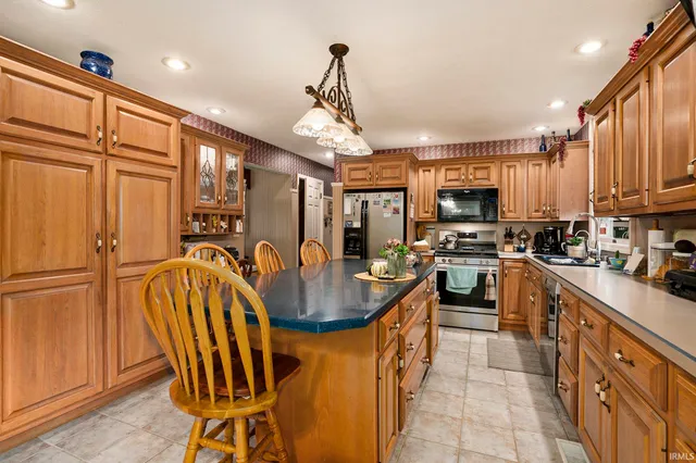 $569,000 | 59093 County Road 29, Goshen, IN 46528