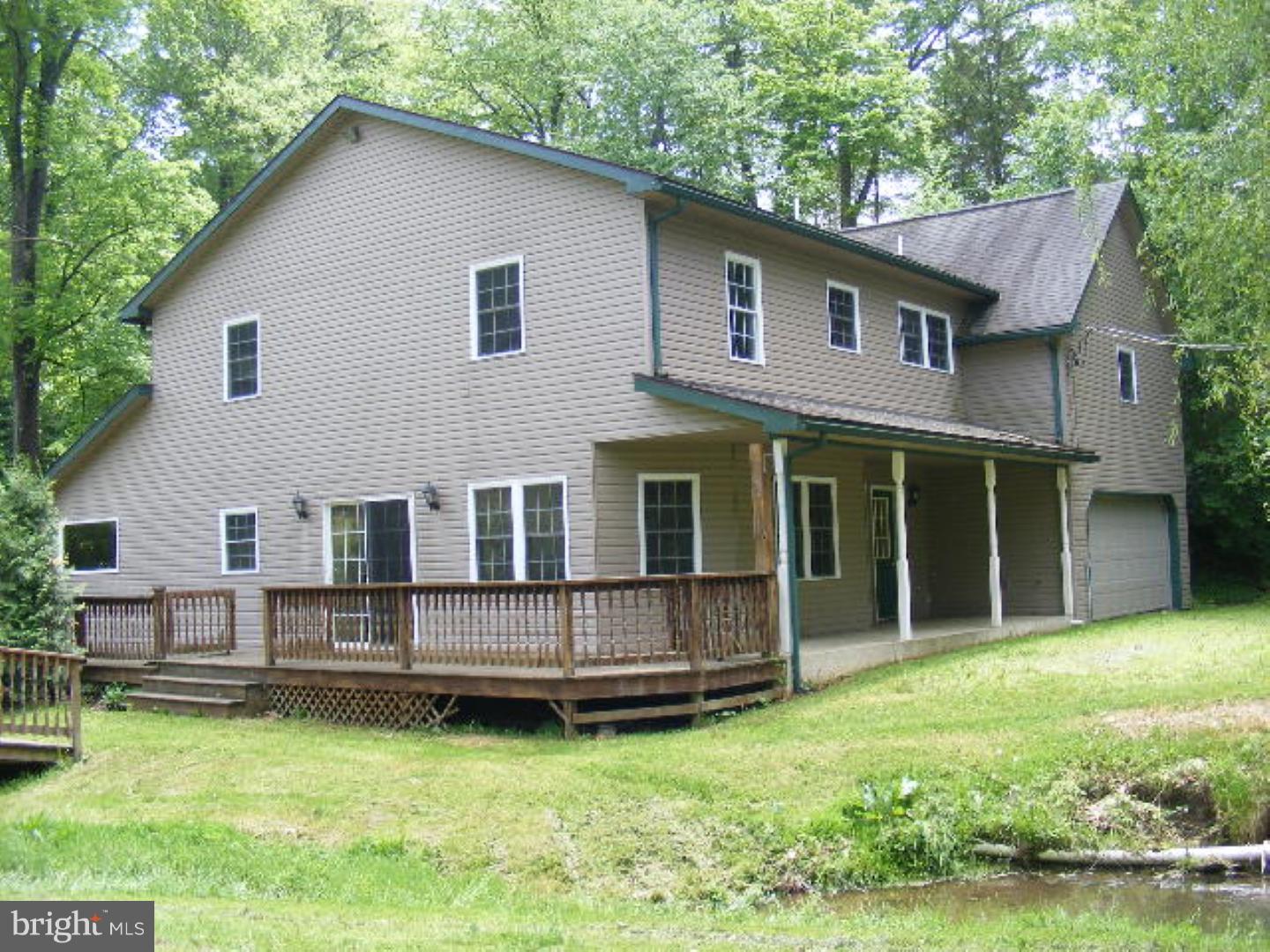 215 Blue Rocks Road Lenhartsville, PA 19534 - Photo 2 of 25 Gallery Image 2