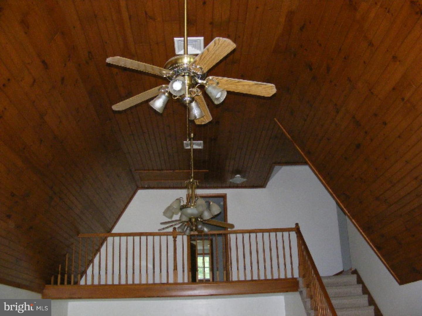 215 Blue Rocks Road Lenhartsville, PA 19534 - Photo 9 of 25 Gallery Image 9
