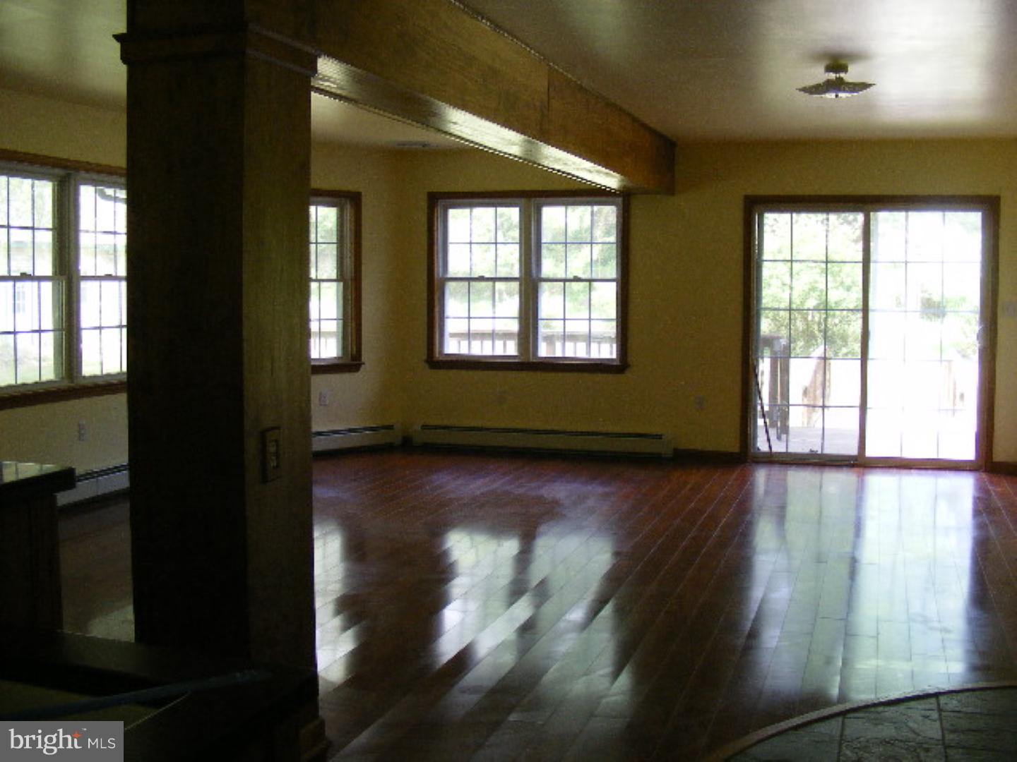 215 Blue Rocks Road Lenhartsville, PA 19534 - Photo 10 of 25 Gallery Image 10