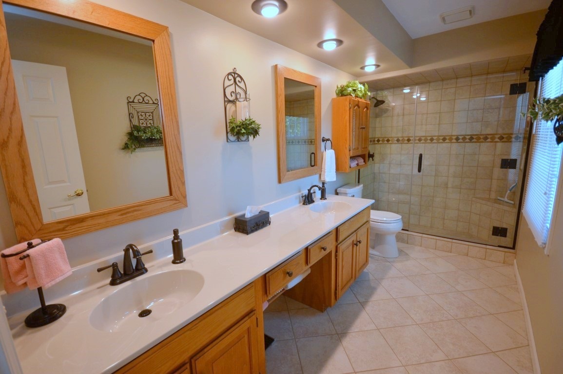 15664 Hunting Ridge Trail Granger, IN 46530 - Photo 6 of 35 Gallery Image 6