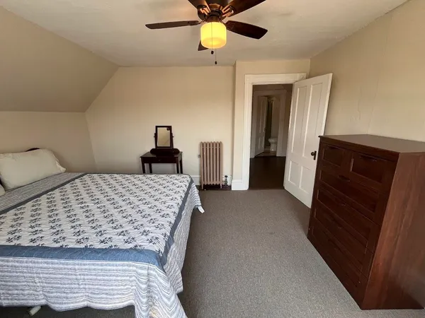$1,900 | 408 Porter Street, Manchester, NH 03103