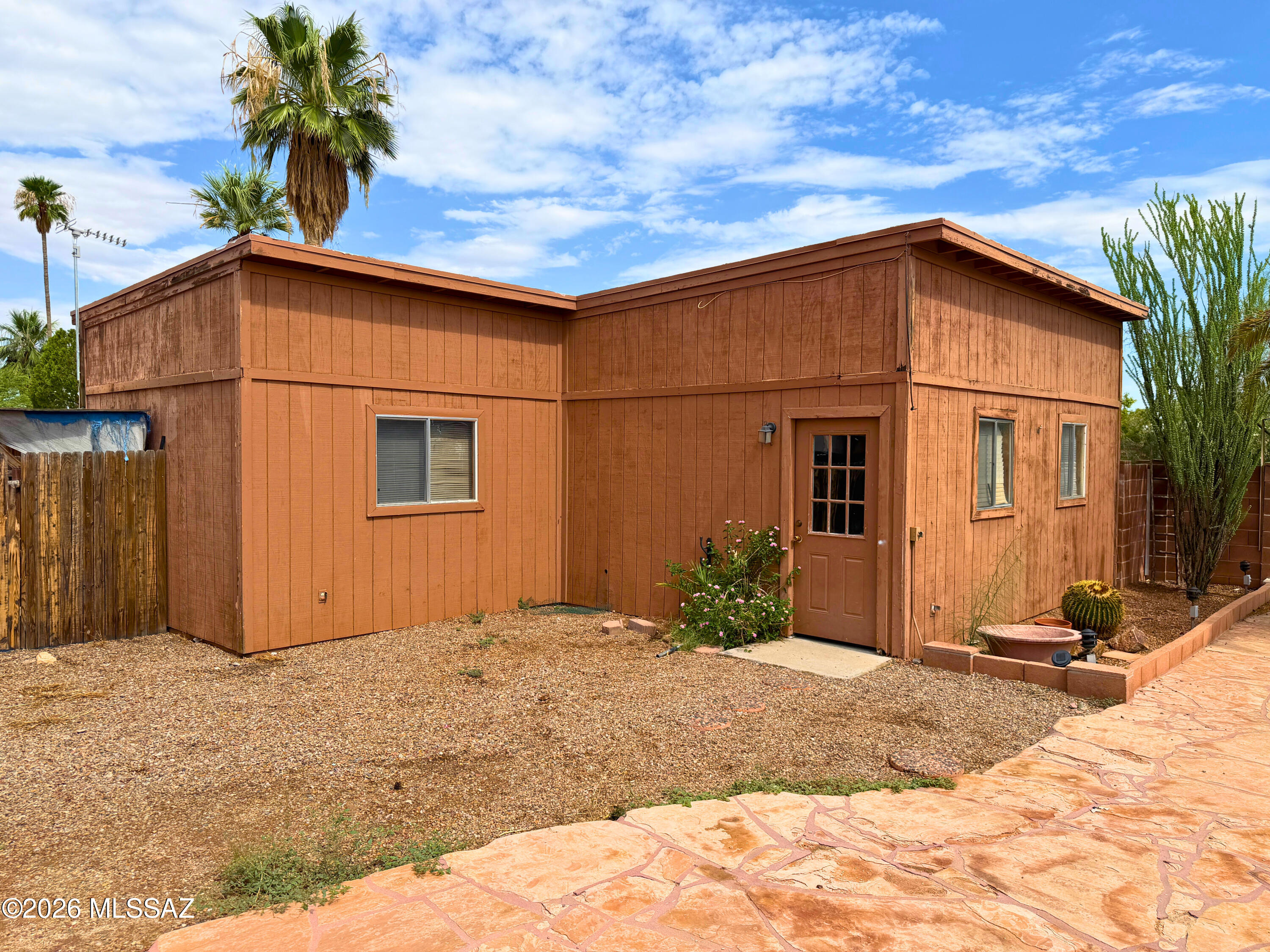 3383 North Flowing Wells Road Tucson, AZ 85705 - Photo 31 of 47 Detached Garage