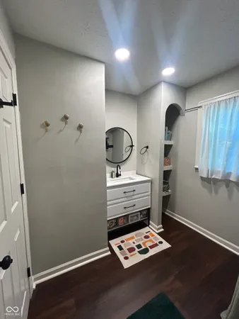 $190,000 | 475 North Gibson Avenue, Indianapolis, IN 46219
