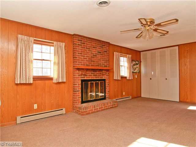 3911 Frazier Road Greensboro, NC 27407 - Photo 8 of 15 Den/Family/Great Room.