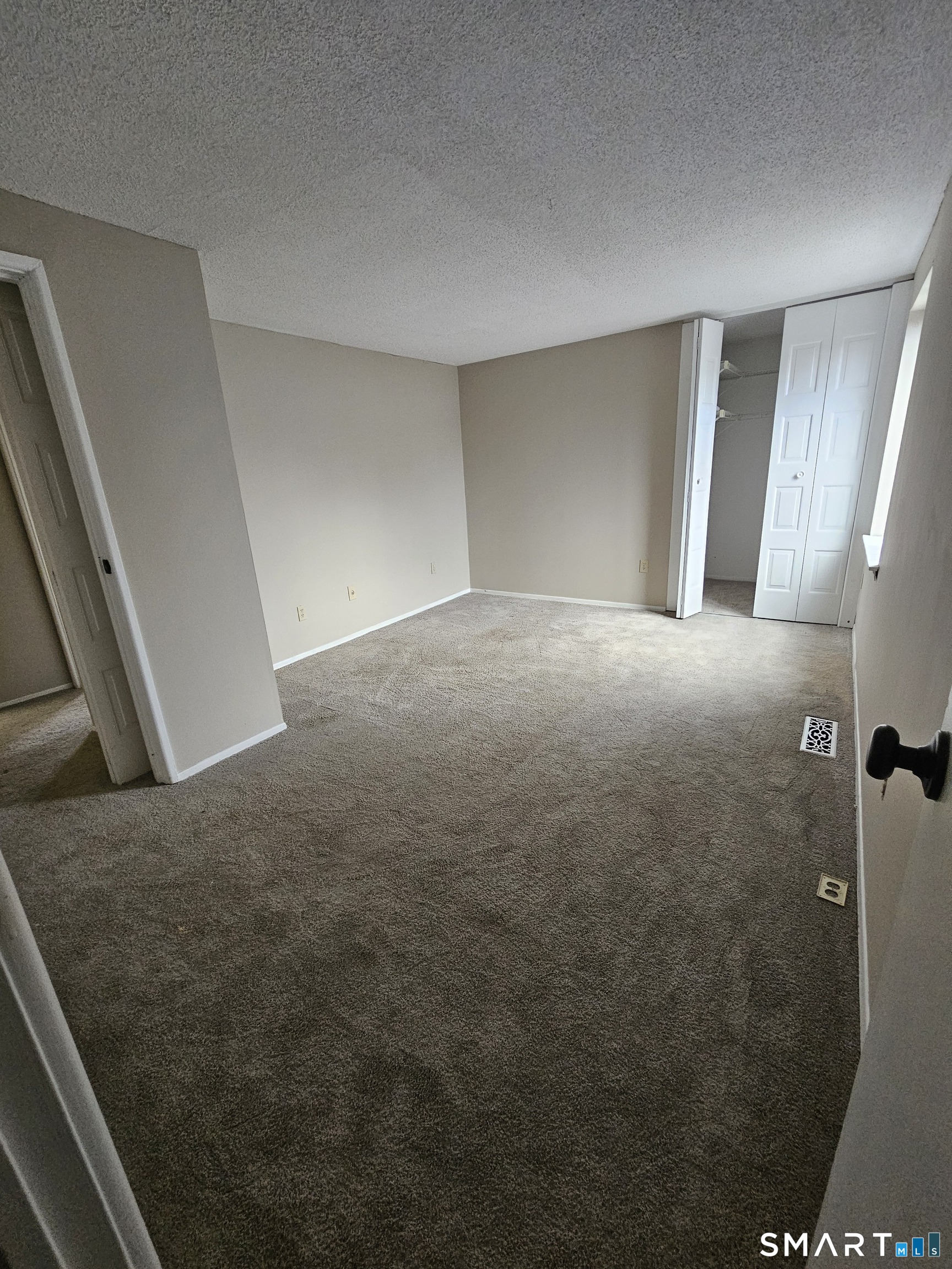 91 Trolley Crossing Lane, Unit 91 Middletown, CT 06457 - Photo 16 of 29 a view of an empty room