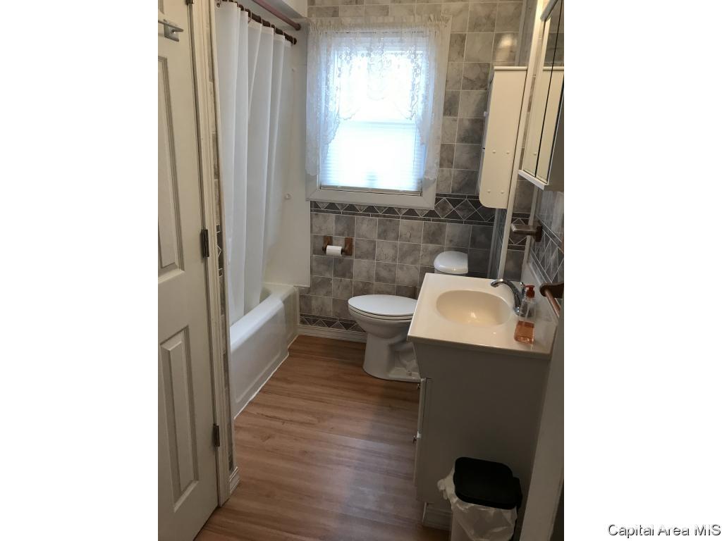 200 North Wesley Street Springfield, IL 62702 - Photo 11 of 18 Gallery Image 11