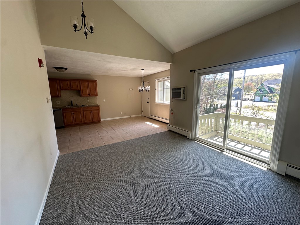 400 New River Road, Unit 111 Lincoln, RI 02838 - Photo 10 of 12