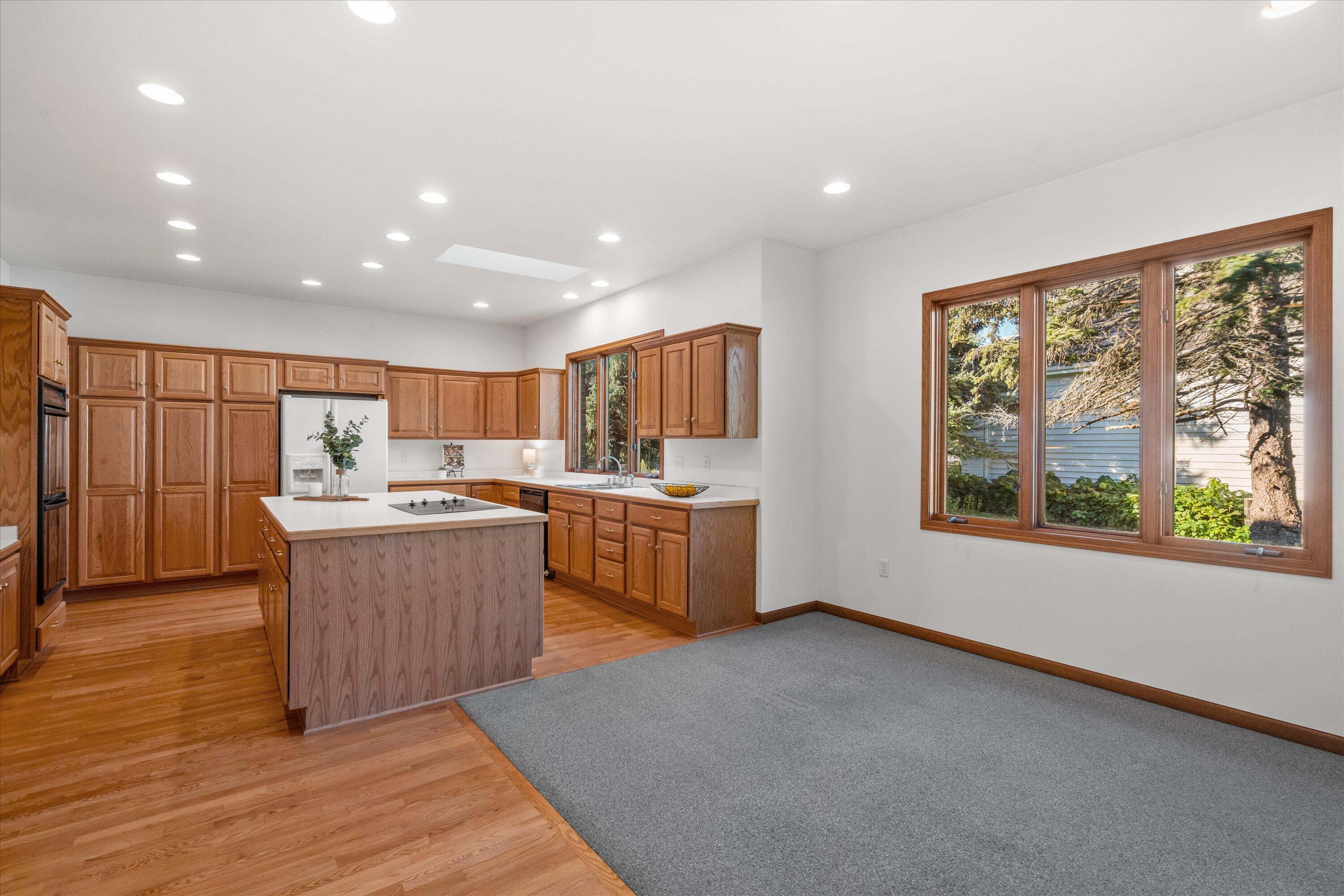 7306 Forty Acre Road Caledonia, WI 53126 - Photo 20 of 45 Kitchen