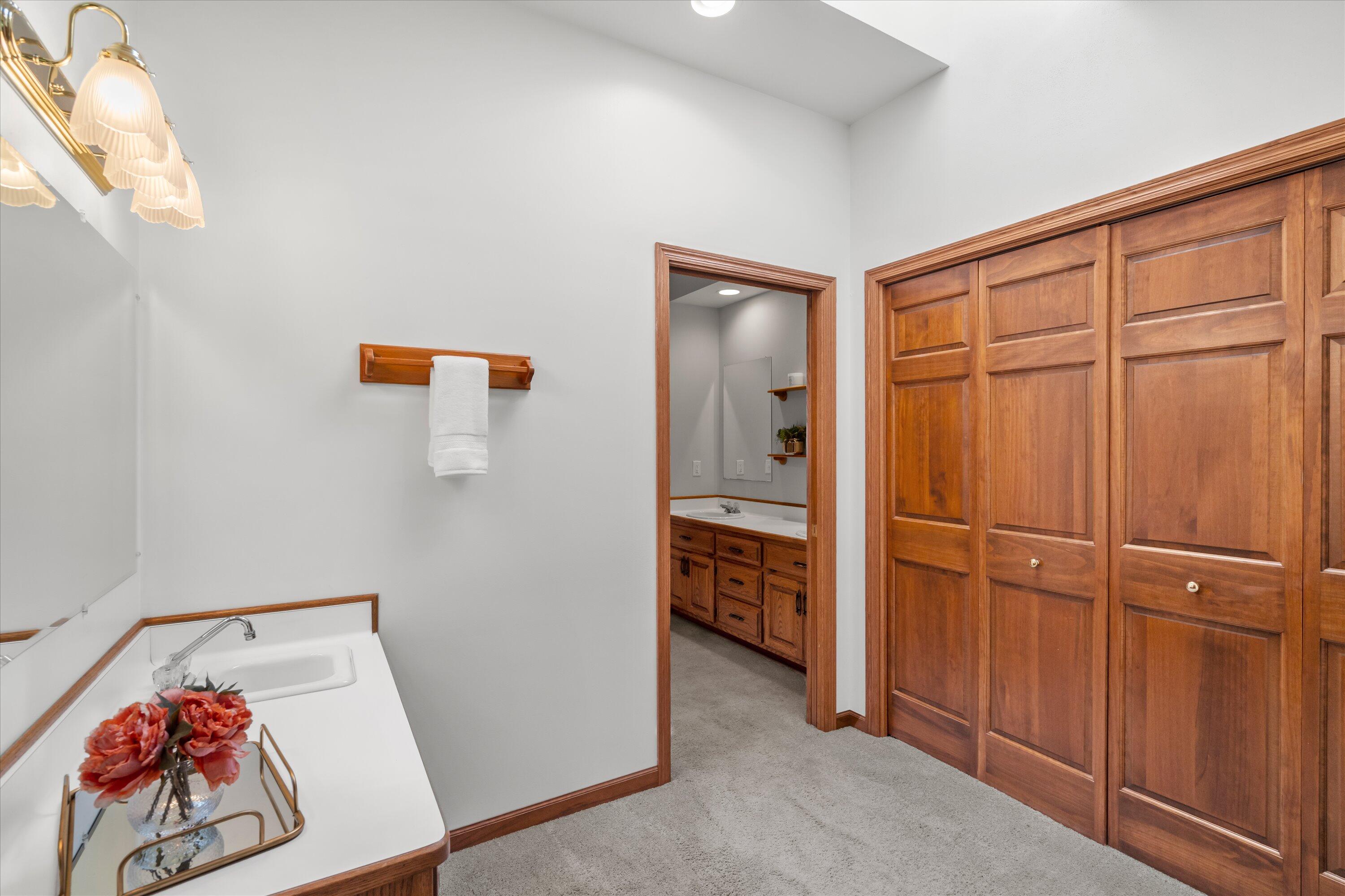 7306 Forty Acre Road Caledonia, WI 53126 - Photo 26 of 45 Primary Suite Dressing Area