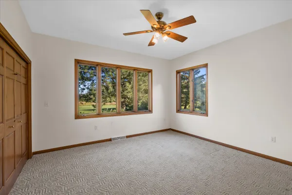 $575,000 | 7306 Forty Acre Road, Caledonia, WI 53126