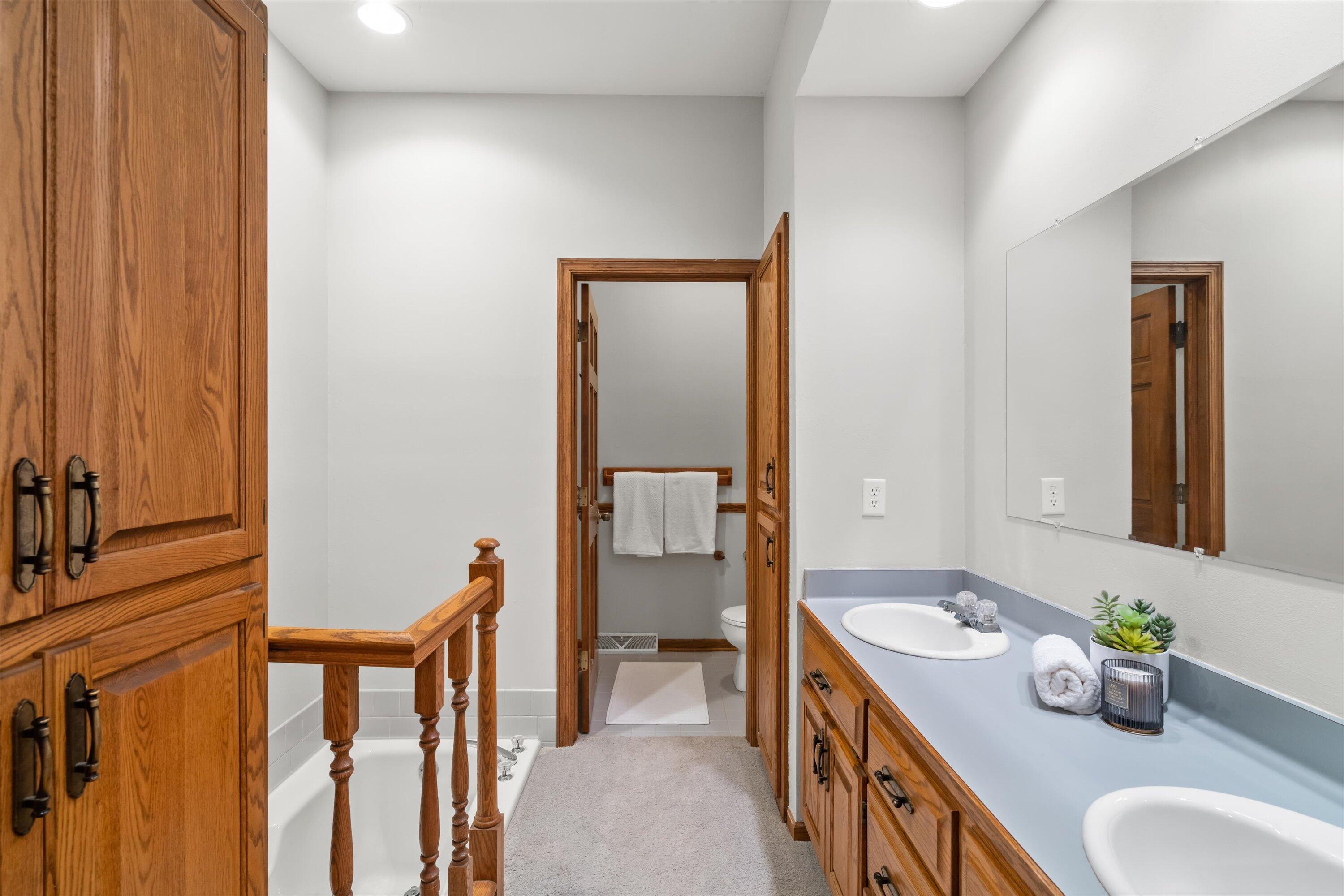 7306 Forty Acre Road Caledonia, WI 53126 - Photo 38 of 45 Double Vanity & Tub