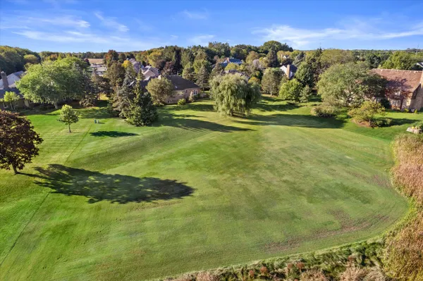 $575,000 | 7306 Forty Acre Road, Caledonia, WI 53126