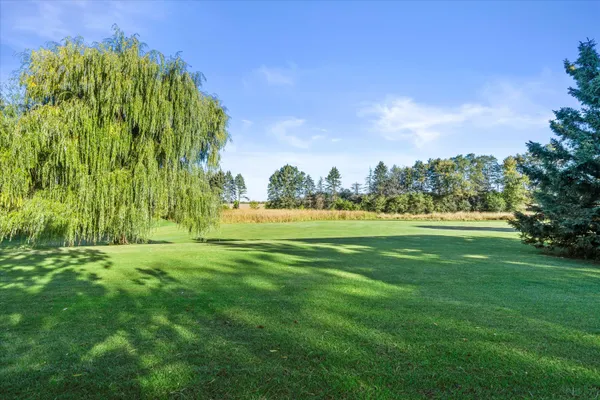 $575,000 | 7306 Forty Acre Road, Caledonia, WI 53126