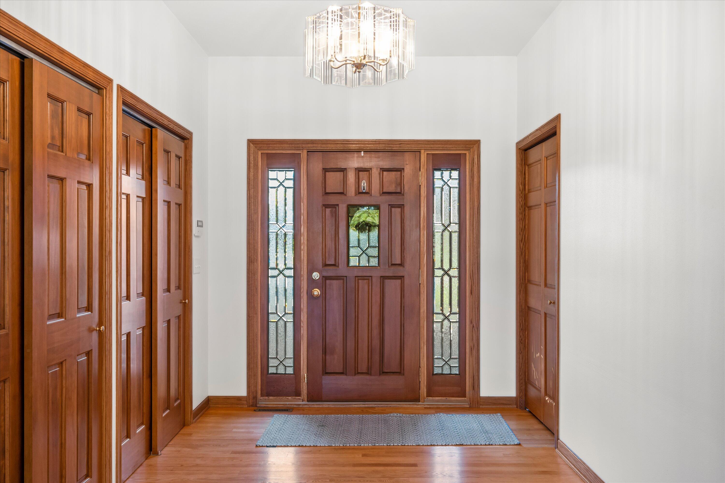 7306 Forty Acre Road Caledonia, WI 53126 - Photo 7 of 45 Foyer