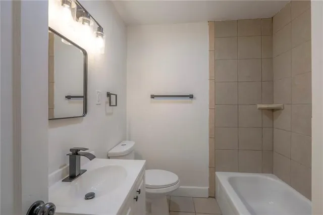 $159,899 | 2434 South Sterling Avenue, Independence, MO 64052