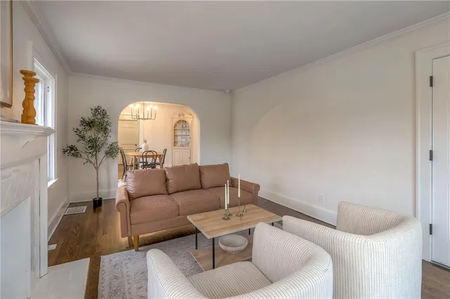 $159,899 | 2434 South Sterling Avenue, Independence, MO 64052