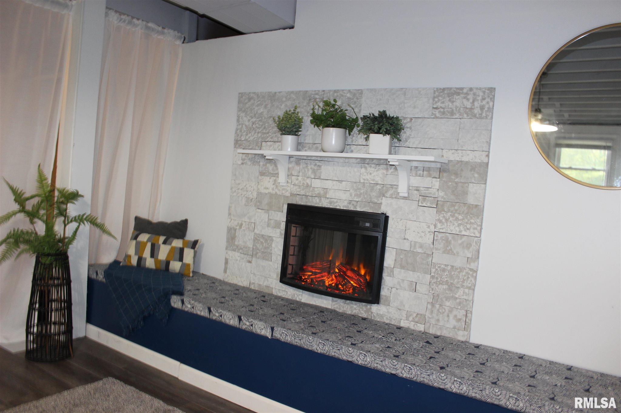 6922 92nd Avenue West Taylor Ridge, IL 61284 - Photo 17 of 28 Gallery Image 17