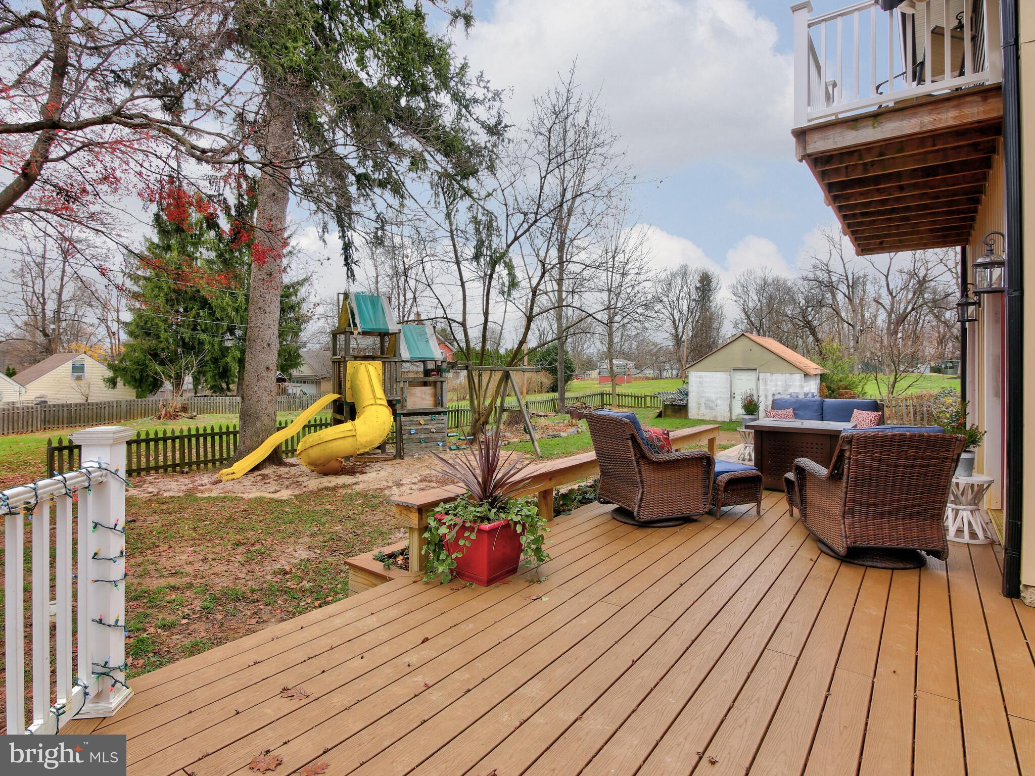 101 Sproul Road Malvern, PA 19355 - Photo 46 of 49 Composite deck