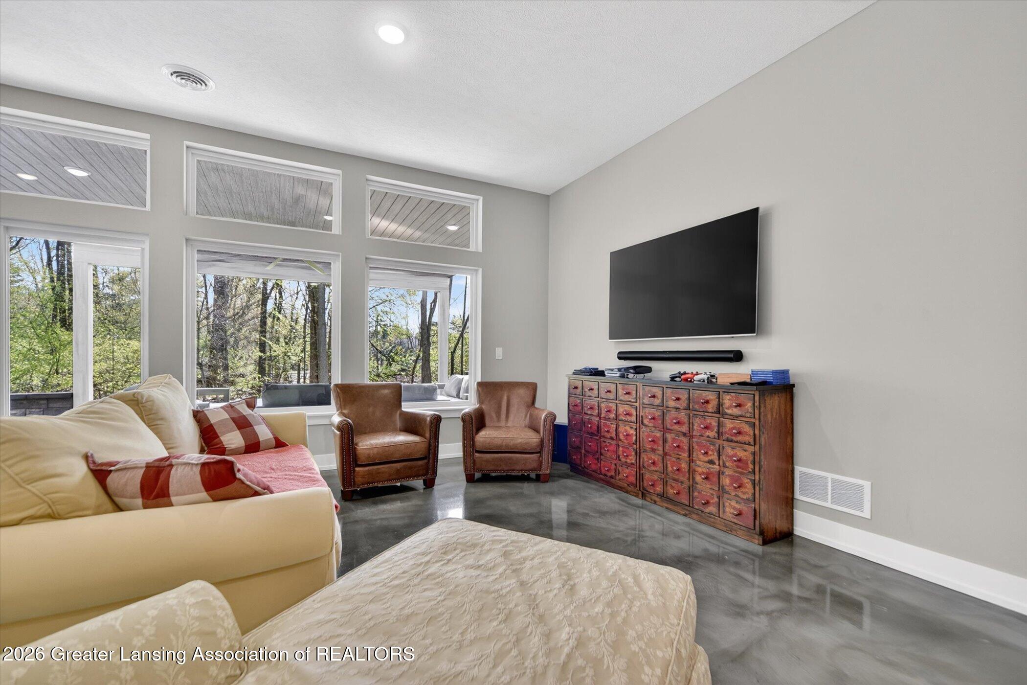 4270 Shadow Ridge Okemos, MI 48864 - Photo 41 of 61 Family Room