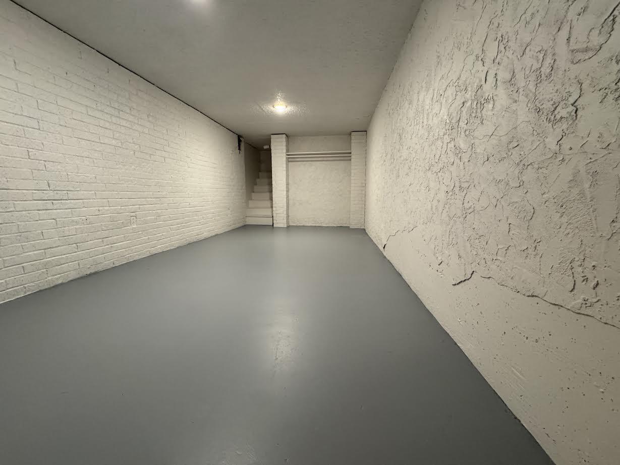 3514 25th Street Lubbock, TX 79410 - Photo 13 of 27 a view of a big room with wooden floor